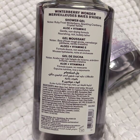 NEW- Bath & Body Works - Winter Berry Wonder - Picture 3 of 3